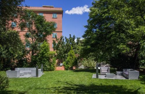 Corte Hotel | Les Jardins De La Glacière