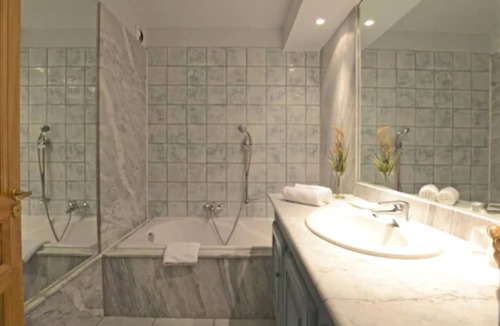 Lucciana Hotel | Les Jardins
