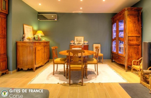 Sarrola-Carcopino Bed & Breakfast | Les mimosas