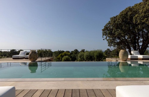 Corbara Hotel | Les Paillers de Bodri - Vue mer et piscine - Adults Only