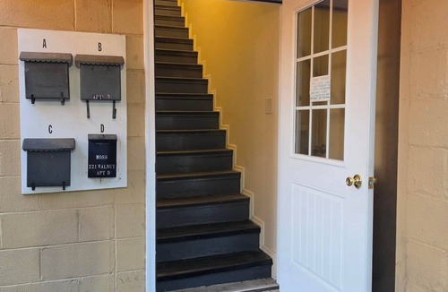 Lawrenceburg Apartment | Liberty Alley Hideaway 2