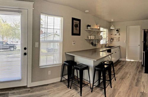 Liberty Lake Cottage | Liberty Lake Cottage With Lake View