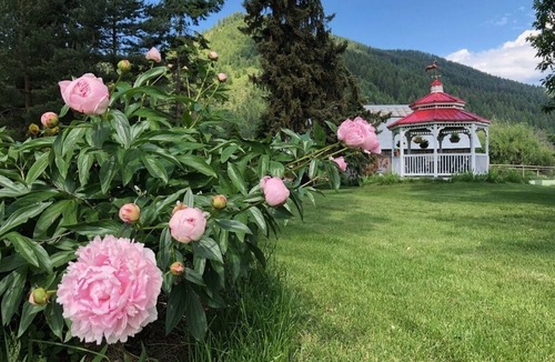 Trout Creek House | Little Beaver Creek Ranch Four Bedroom Guest House