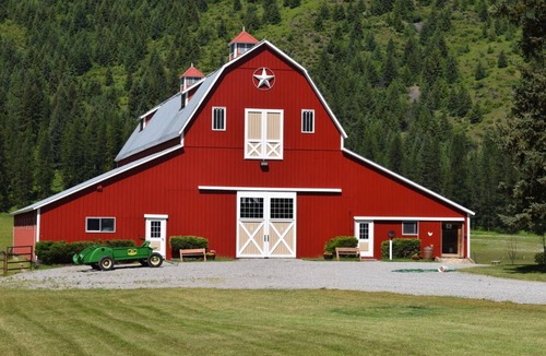 Trout Creek House | Little Beaver Creek Ranch Four Bedroom Guest House