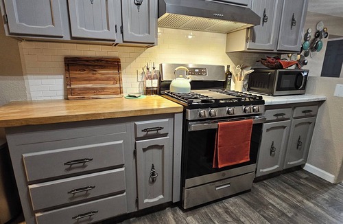 Visalia House | Little House on Water