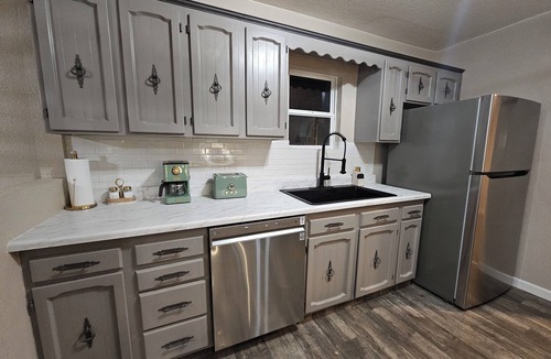 Visalia House | Little House on Water