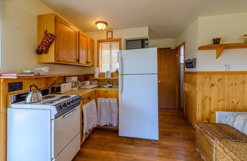 Meadow View Heights Cabin | Little Moose - Located right in the heart of Duck Creek Villag