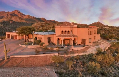Tucson House | LIVE LIKE A MILLIONAIRE IN 5 STAR MANSION W/360 VIEWS!
