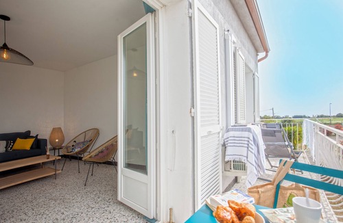 San-Giuliano Apartment | Location Avec VUE MER Dans UN Petit Immeuble
