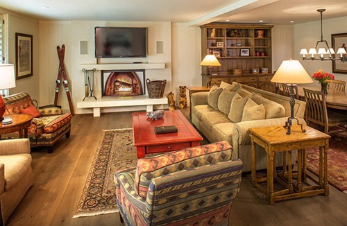 Elkhorn Hotel | Lodge II Two-Bed Apartment w/Mountain Views & Steps from Village Shops & Trails