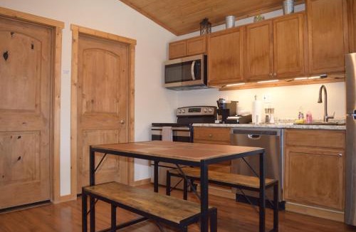 Cannonville Villa | Log Cottages at Bryce Canyon #1