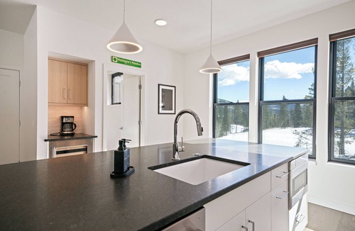 Bozeman Condo | Lonely Mountain Chalet