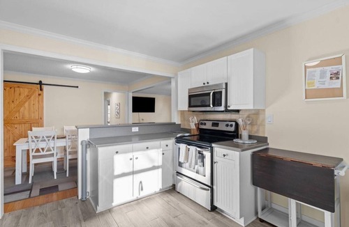Wilmington House | Long Leaf House - Great Mid-Term Rental Location!