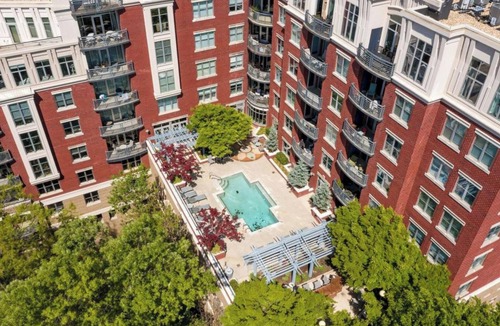 Glenwood South Apartment | Long term stay Exquisite penthouse apartment in Raleigh.