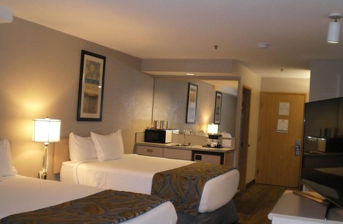 Nampa Hotel | Look No Further! Indoor Pool, Free Parking, Near Idaho Black History Museum!