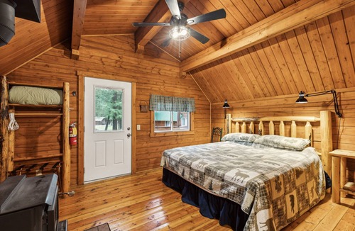Grantsdale Cabin | Lost Horse Lodge
