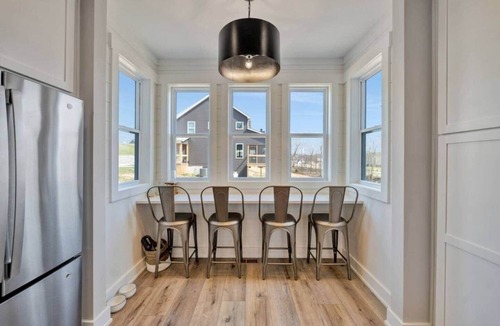 Clarkson House | Lot 3 Luxury Nolin Lake Private Retreat | Sleeps 12