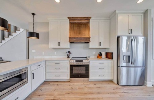 Clarkson House | Lot 3 Luxury Nolin Lake Private Retreat | Sleeps 12