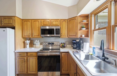 Loveland House | Loveland Luxury Getaway Pool Golf Course