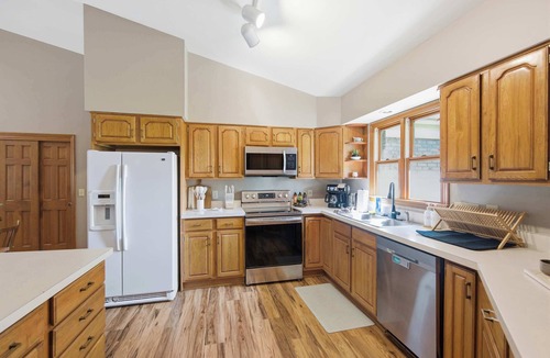 Loveland House | Loveland Luxury Getaway Pool Golf Course
