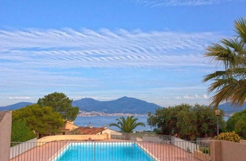 Albitreccia Apartment | Lovely apartment with pool and sea view