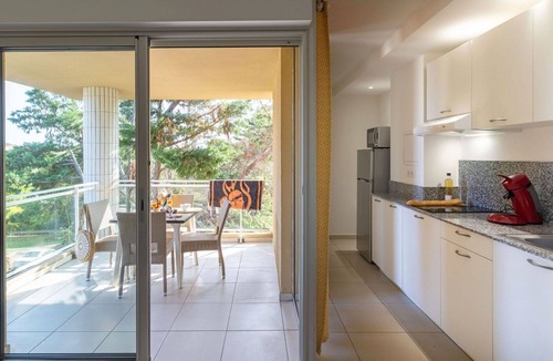 Santa-Lucia-di-Moriani Apartment | Lovely apartment for 4 people with pool, A/C, internet, TV and pets allowed