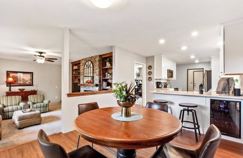 Ponder Point House | Lovely Home w/Private Dry Sauna, Fireplace, Free WiFi - Close to Skiing