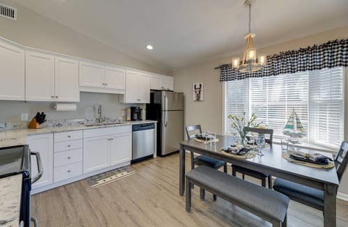Morehead City House | Lovely Morehead City Home w/Fire Pit & Gas Grill