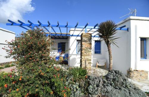 Tinos Town Apartment | Lovely Studio Apartment For 2 Ppl In Tinos