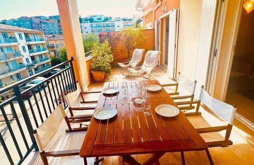 Solenzara Apartment | Lovely T2 apartment in residence with swimming pool and sea view. Free parking.