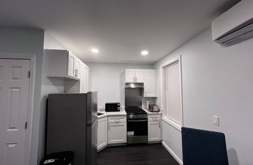 Mount Pleasant Apartment | Lucy Private Studio