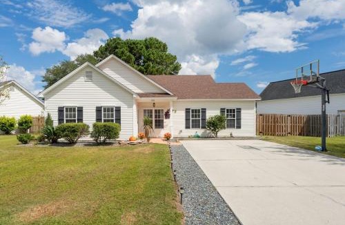 Murraysville House | Lux 5BR Escape Peaceful Oasis & Outdoor Zen Lounge