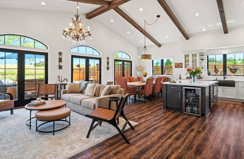 Healdsburg Apartment | Luxe Healdsburg 3BR Home + Comp Ridge Wine Tasting