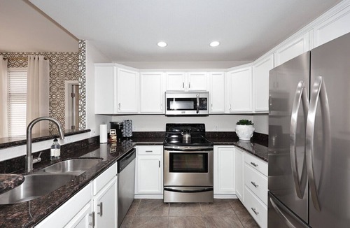 Central Scottsdale Condo | Luxe New Condo in Central Scottsdale