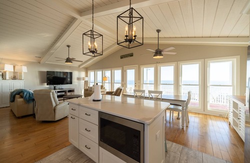 Holden Beach House | 🌊 Luxe Oceanfront Escape 4BR + Private Pool & Stunning Views