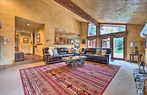 Twin Creeks House | Luxe Sun Valley Retreat w/Hot Tub, 3 Mi to Resort