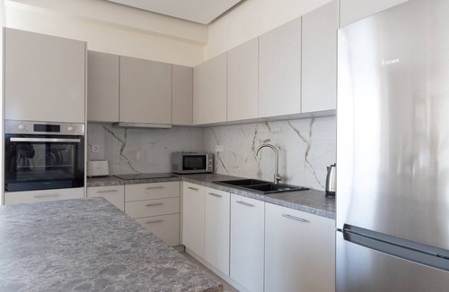 Glyfada Apartment | Luxurious 3-Bdrm Seaside Retreat in Glyfada | Fully Renovated