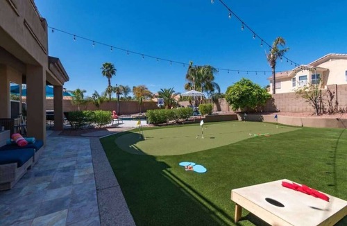 Arabian Crest House | Luxurious All In 1HtdPoolHotTubArcadeGamesMore