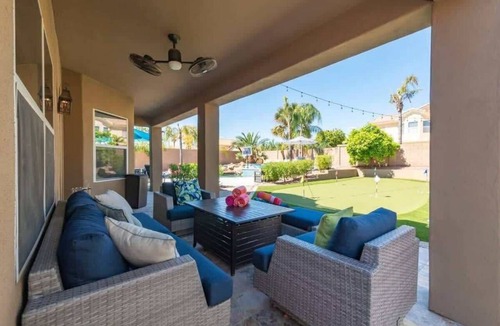Arabian Crest House | Luxurious All In 1HtdPoolHotTubArcadeGamesMore