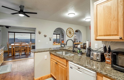 Virgin Cabin | Luxurious Kolob Cabin