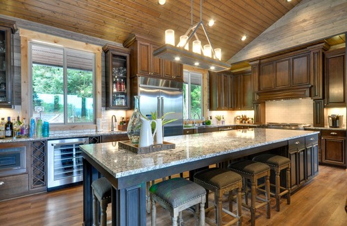 Ridgefield Cabin | Luxurious Waterfront Retreat w/Private Pond!