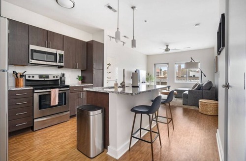 Grandview Heights Apartment | Luxury 1 Bed Apartment in Grandview