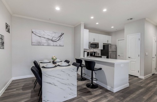 McDowell Mountain Apartments Apartment | Luxury 2-bedroom Condo with AC in lovely Scottsdale