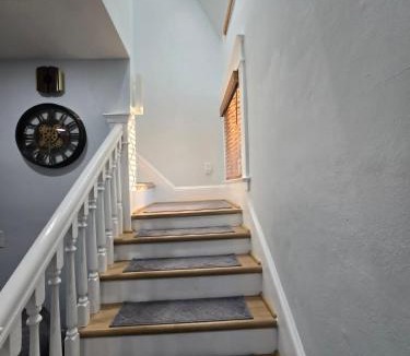 Ocean View House | Luxury 2-Bedroom House in superb Norfolk With Cool AC and Charm