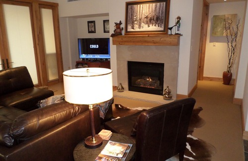 Elkhorn Village Condo | Luxury 2BD/2.5BA 1800sqft Elkhorn Springs Condo