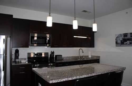 Grandview Heights Apartment | Luxury 2BR with Pool Access