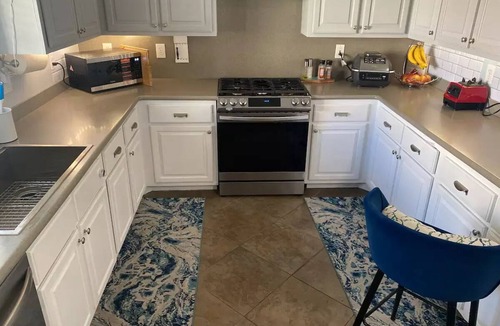 Silverado Ranch House | Luxury 3BR Loft Gated Community.