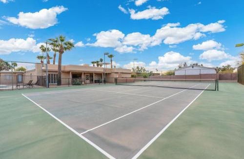 Shea North Estates House | Luxury 3BR Stay Heated Pool, Tennis, Games and BBQ