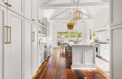 Old Village House | Luxury 4BR – Old Village Charm, Beach in Minutes