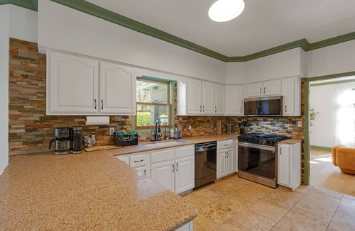 Greenwood House | Luxury 5BR Sleeps 24, Dome, Pool, Sauna,Pets